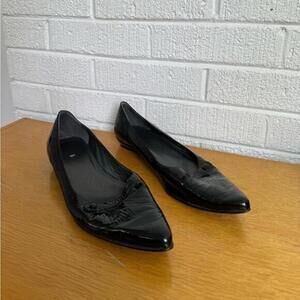Stuart Weitzman 9.5 Black Pointed Toe Flats for Women